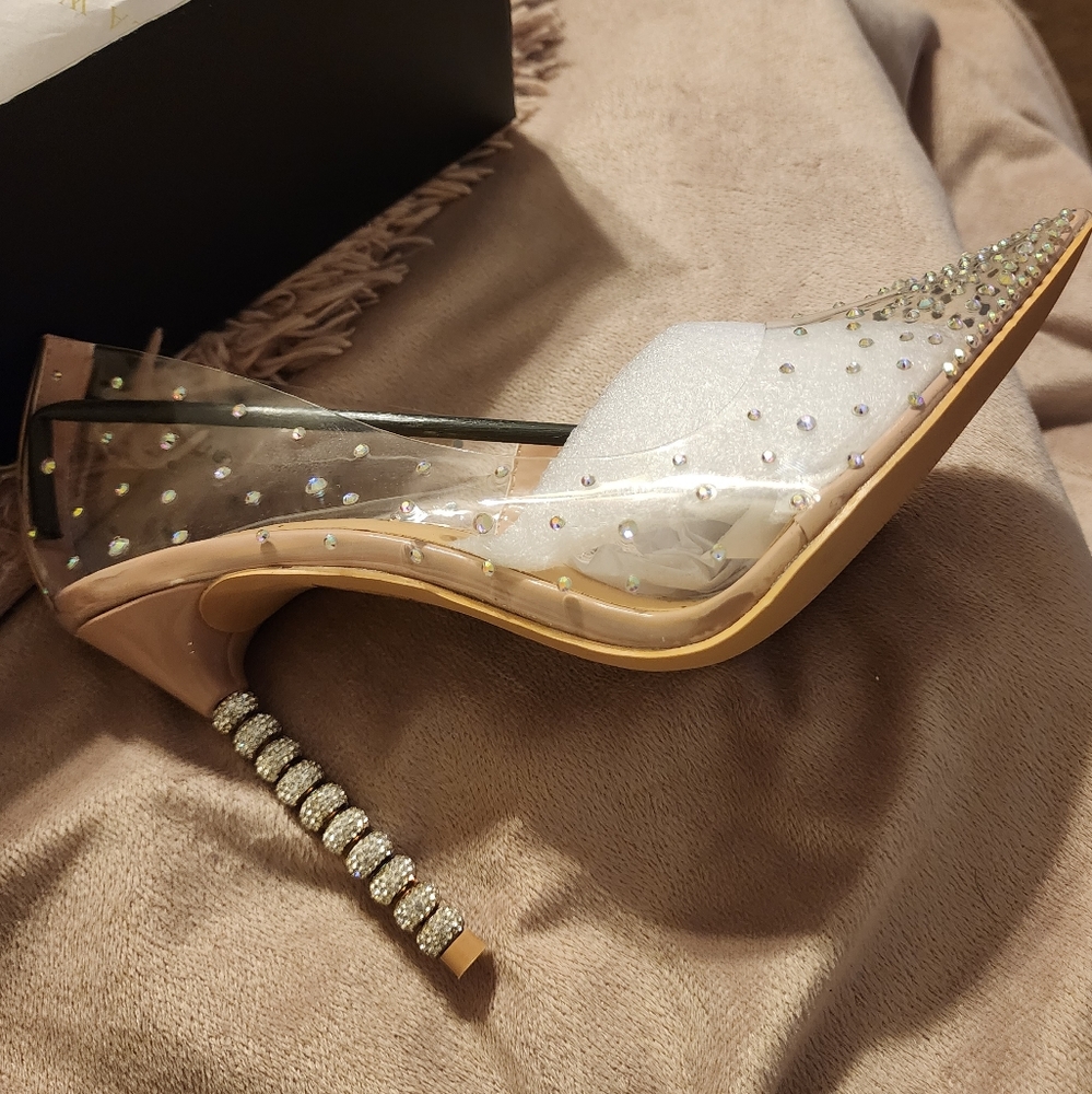 Azalea Wang Size:8 Clear and Tan